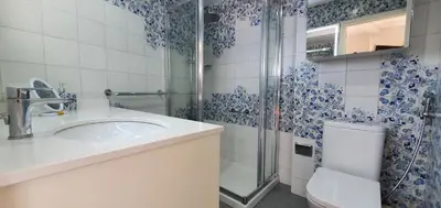 Un baño de Isamaría Terraza en la playa