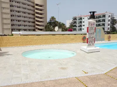 Piscina en o cerca de Los Juncos 402 Playa del Inglés