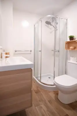 Un baño de Near the beach - 3Bed - 2bath - Wifi