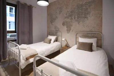 Cama o camas de una habitación en Apartment near the beach -3Bed -2Bath -Wifi