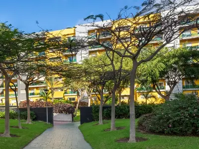 Jardín al aire libre en Apartment Abora Garden with terrace, pool, extensive gardens and free parking