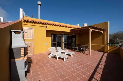 Un balcón o terraza de Atico en la Playa de La Aldea.