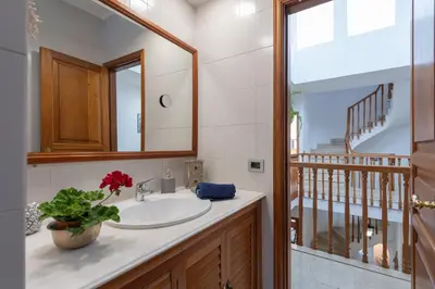 Plano de The Yellow House - Solarium - Climatized Pool
