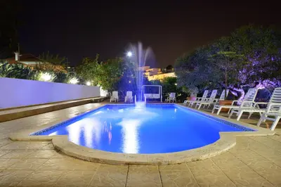 Piscina en o cerca de Las Esterlicias ( Villa Rural Ecológica )