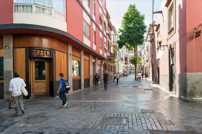 Clientes alojados en Triana