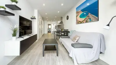 Una cocina o zona de cocina en Guanarteme Vista Surf, Las Canteras 1
