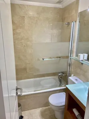 Un baño de HomeForGuest Apartment next to Las Canteras with FREE Parking
