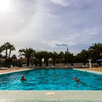 Seaview Friendly Holiday Home 1