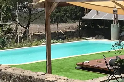 Piscina en o cerca de Casita Bioclimatica en el campo