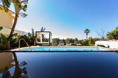 Piscina en o cerca de Sea Edge Friendly Holiday Home