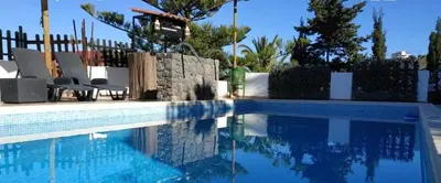 Piscina en o cerca de GRAN CANARIA LA FINCA DE CARMELITA Y BARTOLITO