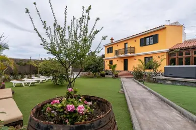 Jardín al aire libre en Villa Tijuana - Jacuzzi, Playa y Naturaleza en Gran Canaria