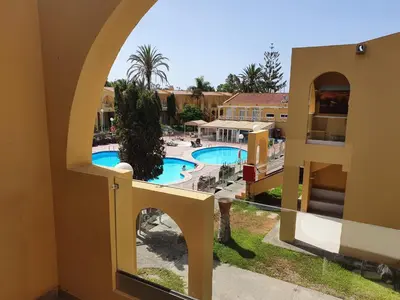 Piscina en o cerca de Tisalaya Park stay, cosy apartment in Maspalomas
