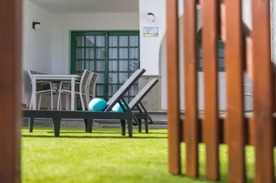 Jardín al aire libre en Dúplex con jardín y buenas vistas
