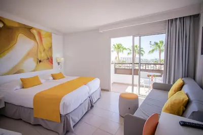 Cama o camas de una habitación en Servatur Waikiki