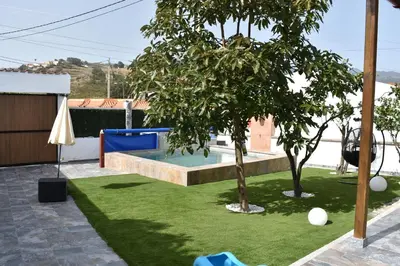 Piscina en o cerca de Casa Juani