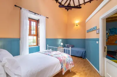 Cama o camas de una habitación en Casona Gildana: Historia, Patrimonio/E-working