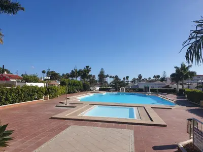 Piscina en o cerca de Villa Orquidea with private garden
