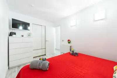 Cama o camas de una habitación en Luxury apt 1 MINUTE from the Beach of the Dunes