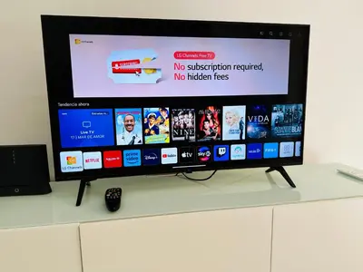 Una televisión o centro de entretenimiento en Playa del Cura