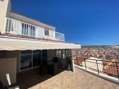 Plano de The Feelgood House with jacuzzi and ocean view