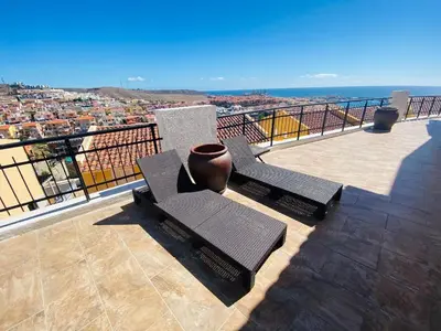 Plano de The Feelgood House with jacuzzi and ocean view