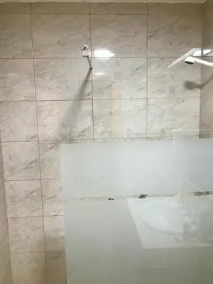 Un baño de Yumbo Beach Apartment 2 with high speed free internet