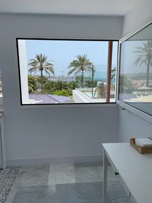 Vista general del mar o vista desde la villa