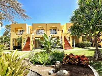Jardín al aire libre en Tisalaya - apartamento tranquilo con jardines y bicicletas