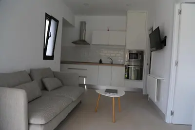 Una cocina o zona de cocina en Precioso Bungalow en complejo privado con piscina