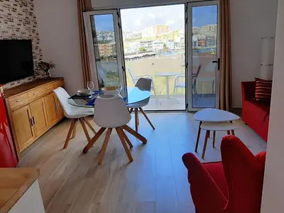 Una televisión o centro de entretenimiento en Vistasmelenara