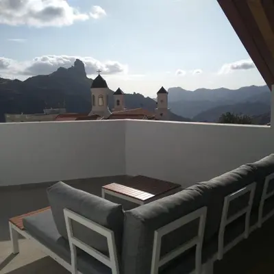 Vista general de una montaña o vista desde el apartamento