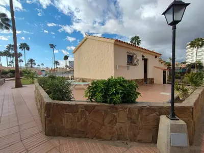 Edificio en el que se encuentra el apartamento
