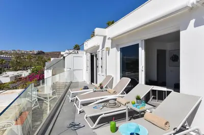 Un balcón o terraza de Apartment Nueva Suecia CR715 by VillaGranCanaria