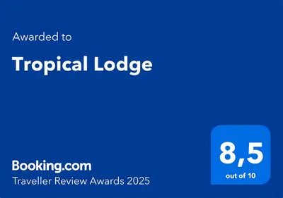 Certificado, premio, señal o documento que está expuesto en Tropical Lodge