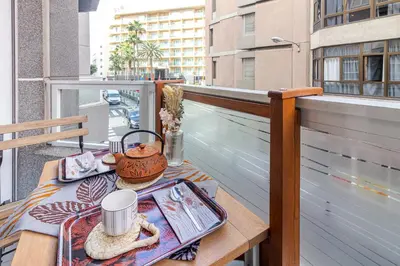 Un balcón o terraza de Lovely Hygge Flat in Las Canteras Beach