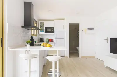 Una cocina o zona de cocina en Home2Book Design Sea Front Las Canteras1 Beach