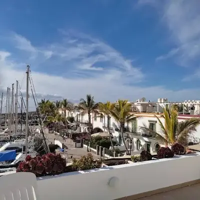 Frontline Marina Apartment with private roofterrace and seaview by El Sirocco