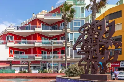 Edificio en el que se encuentra el apartamento