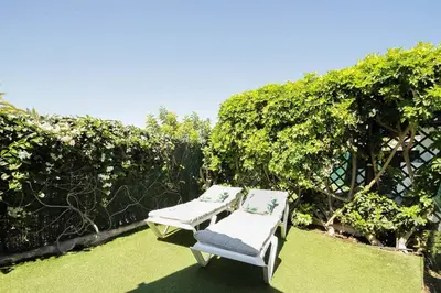Jardín al aire libre en cozy & modern bungalow w/private garden bbq+wifi