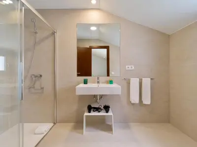 Un baño de Hotel Emeté & Coworking by Airnest