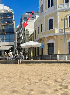 Edificio en el que se encuentra el apartamento