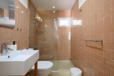 Un baño de Lovely Peaceful Home By CanariasGetaway