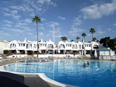 Piscina en o cerca de boungalow Mena Playmar