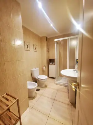 Un baño de Santa Catalina Queen