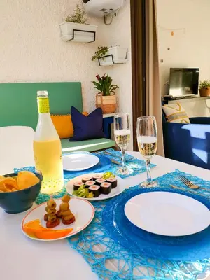 Comida en o cerca de este apartamento