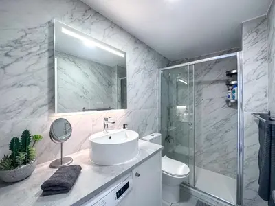 Un baño de Yumbo Sunset Suite Tanife - Next to Yumbo
