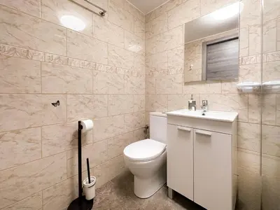 Un baño de Adrian Apartment