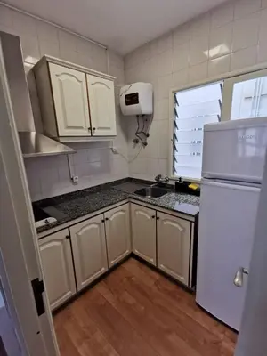 Una cocina o zona de cocina en BEACH ACOGEDOR ESTUDIO, Las Canteras