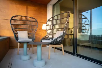 Un balcón o terraza de TenSuites - Adults Only